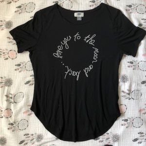 Black Old Navy shirt